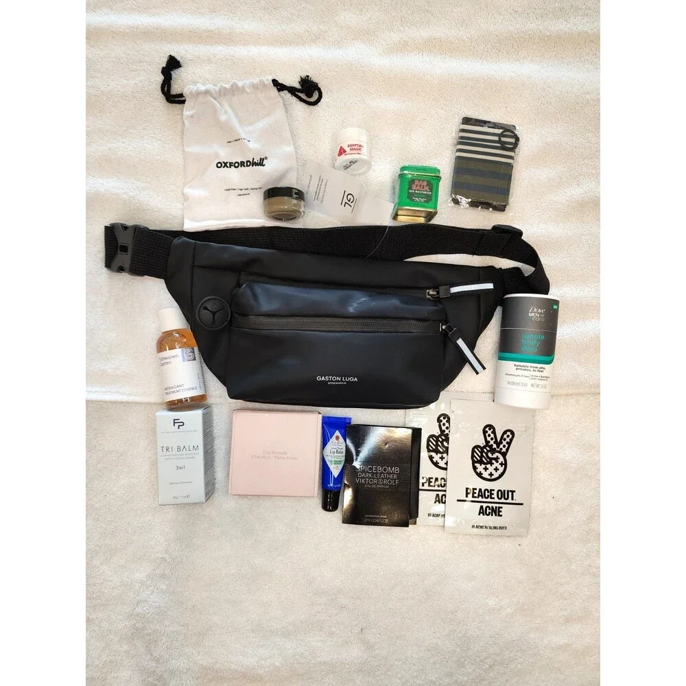Men's Grooming Sample Bundle in Gaston Luga Waterproof Splash Hip Bag